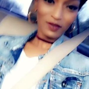 Meet your Posher, Jalessa